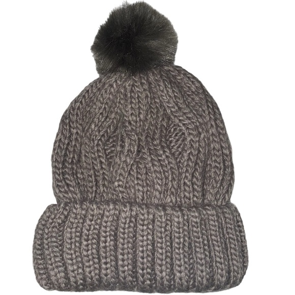 H&M Accessories - H&M women’s beanie one size